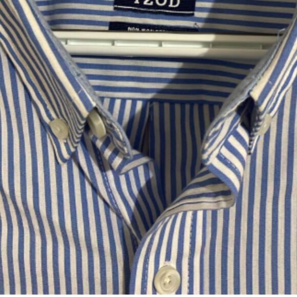 IZOD MEN’s Blue & White Stripes Non-Iron Button Down Long Sleeve Shirt Size-XXL - Picture 2 of 5
